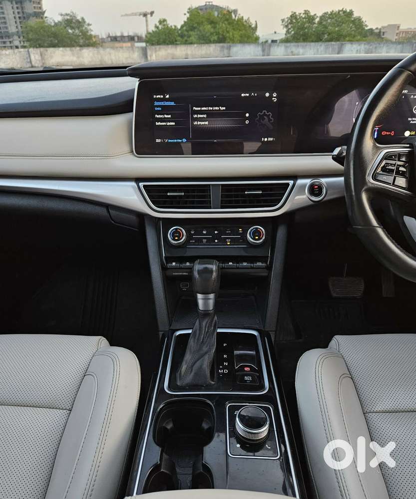 Mahindra Xuv700 2.2 Ax 7 Diesel At Luxury Pack Str, 2022, Diesel