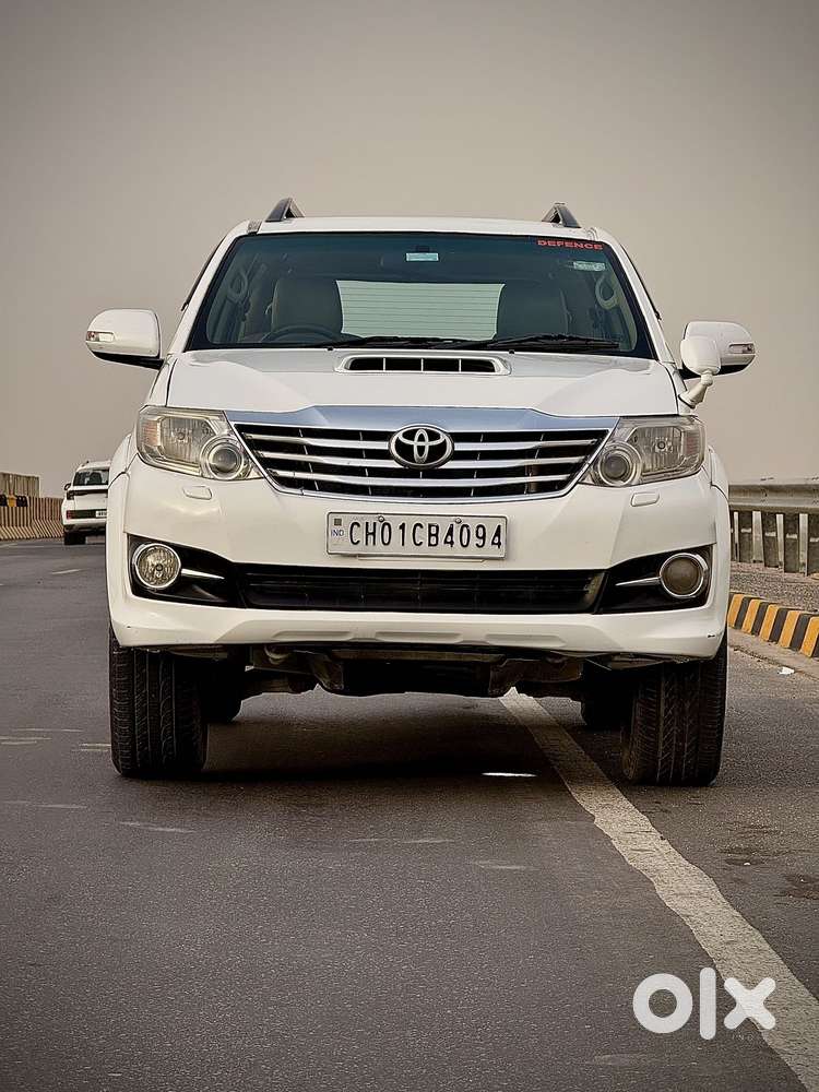 Toyota Fortuner 3.0 4x4 Manual, 2011, Diesel