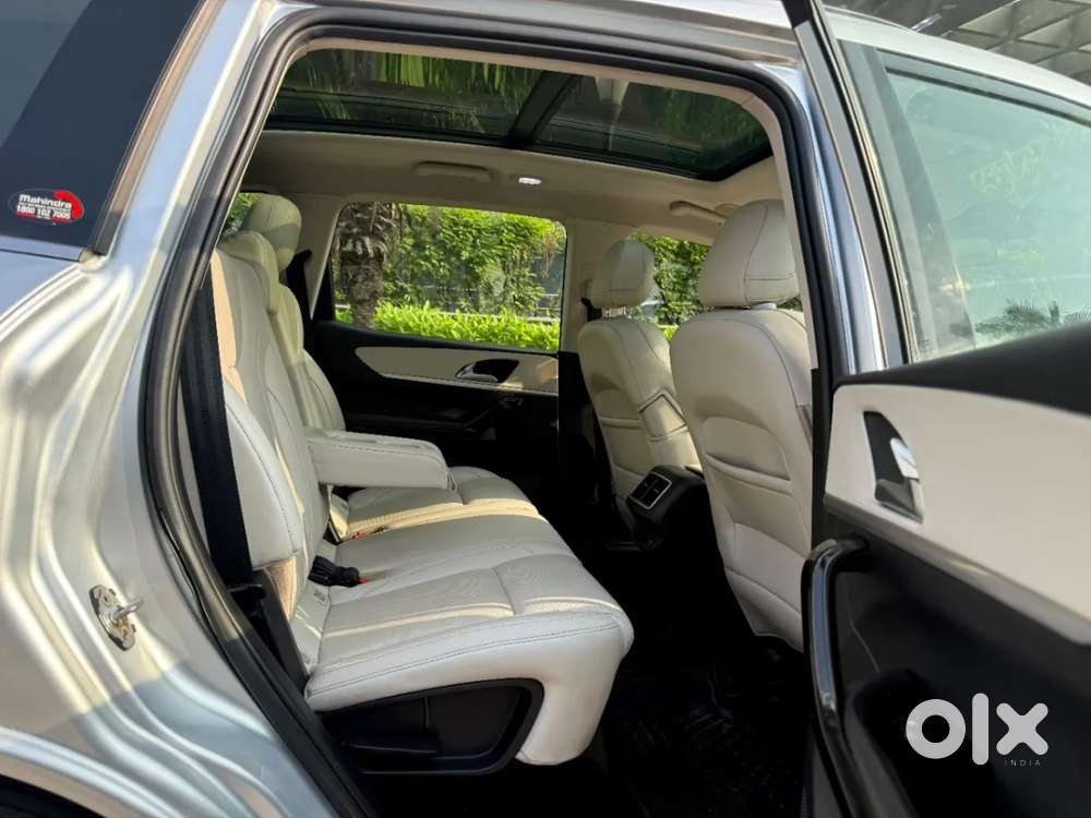 Mahindra Xuv700, 2022, Diesel