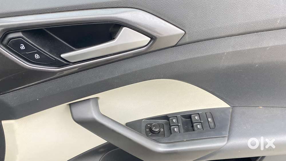 Volkswagen Taigun 1.0 Tsi Topline, 2022, Petrol