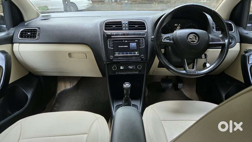 Skoda Rapid 1.6 Mpi At Style, 2020, Petrol