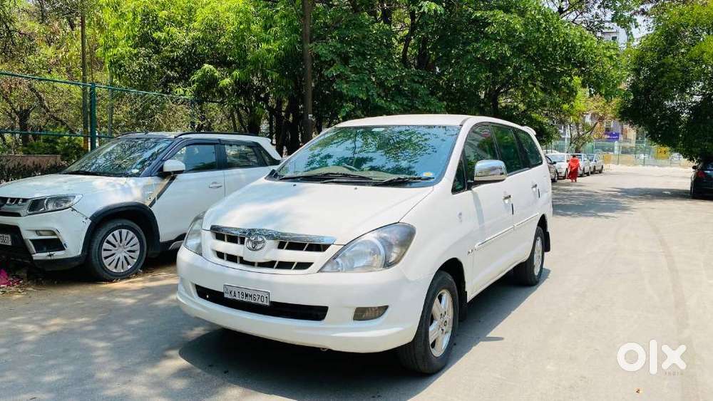 Toyota Innova 2.5 V 7 Str, 2005, Diesel