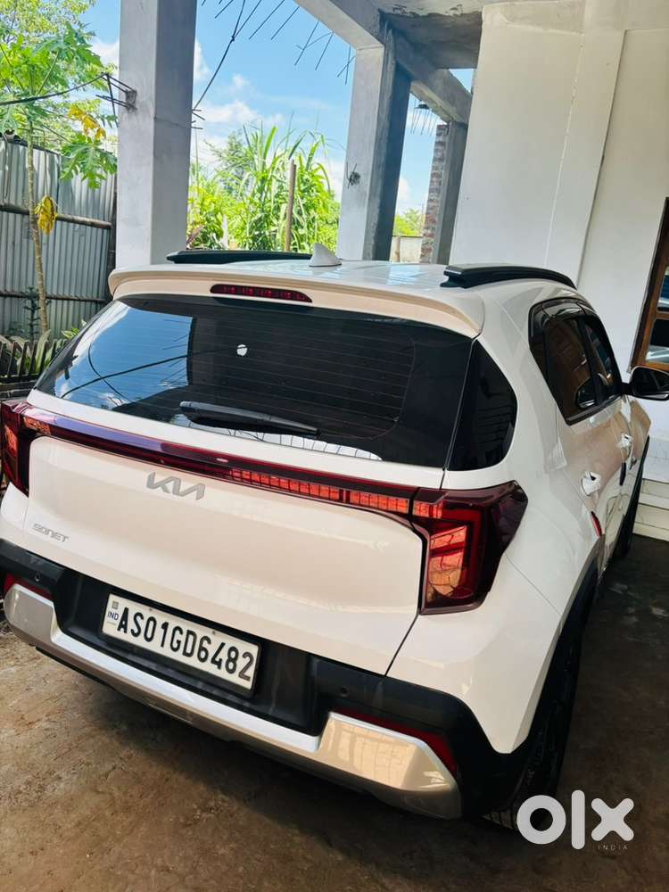 Kia Sonet 2024 Petrol Well Maintained
