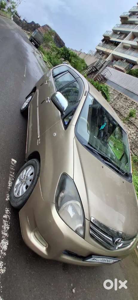 Toyota Innova Diesel 2010