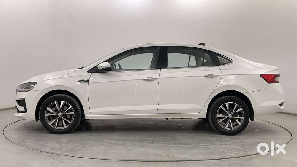 Skoda Slavia Style 1.5l Tsi Dsg, 2023, Petrol