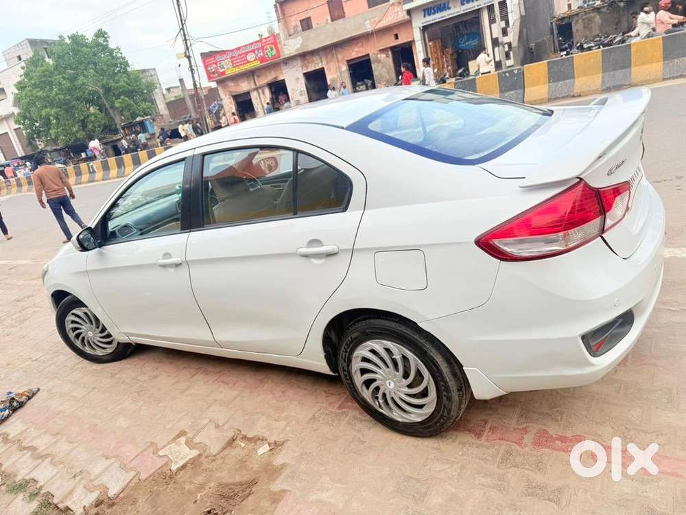 Maruti Suzuki Ciaz White Colour