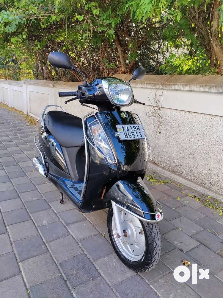 Suzuki access 125 online bs4 price on road