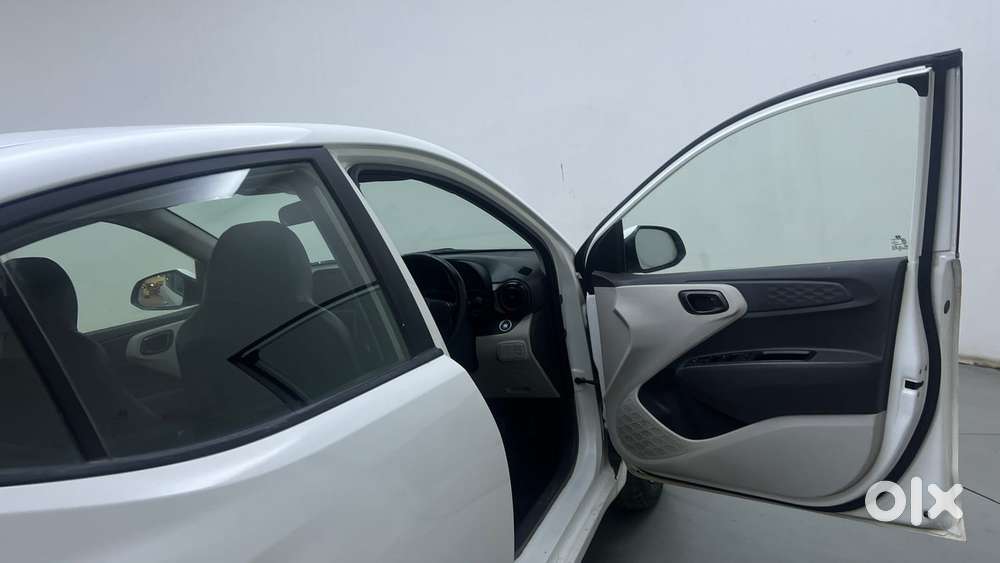 Hyundai Aura 1.0 Sx Plus Petrol, 2020, Petrol
