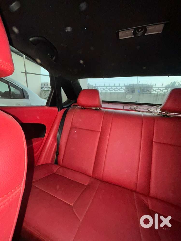 Volkswagen Vento Petrol 2011