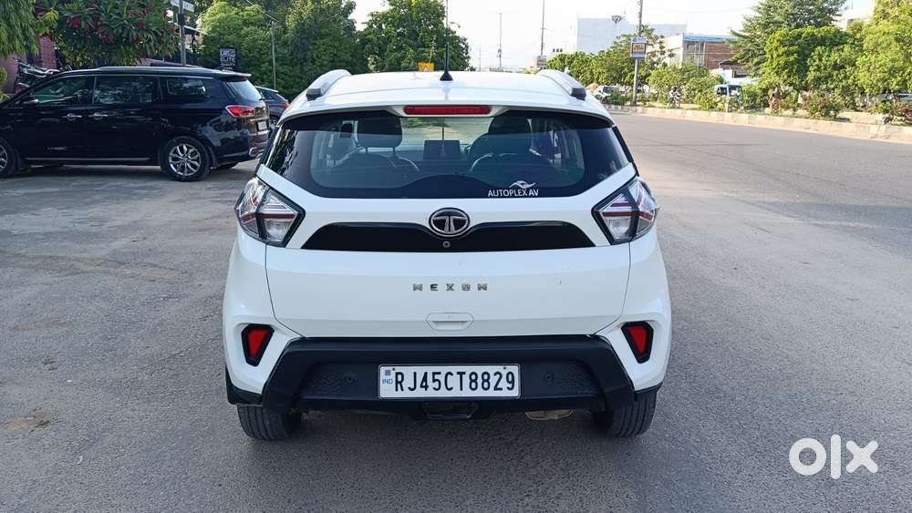 Tata Nexon 1.2 Revotron Xm (s), 2022, Petrol