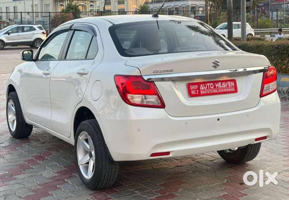 Maruti Suzuki Dzire 1.2 Vxi, 2023, Petrol