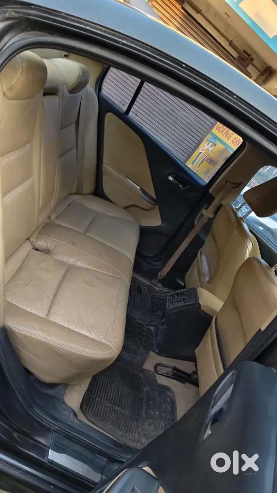 Honda City 2014 Diesel Good Condition With Sunroof