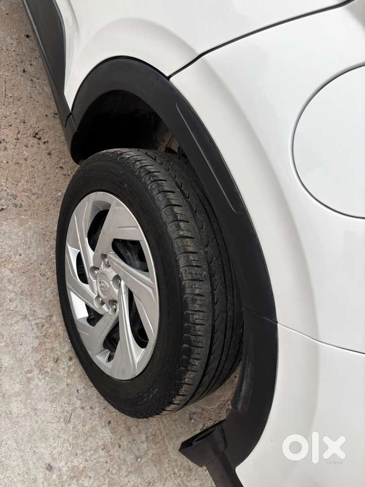 Hyundai Venue 2019 Petrol 71000 Km Driven