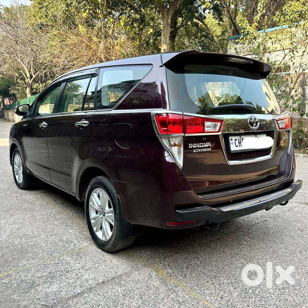 Toyota Innova Crysta 2.8z Automatic, 2016, Diesel