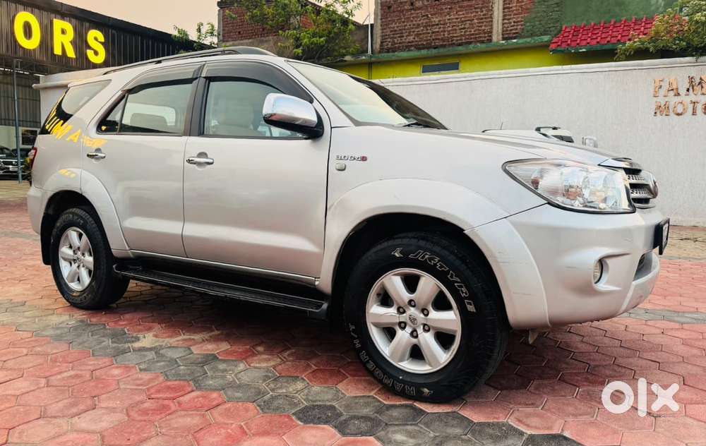 Toyota Fortuner 4x4 Mt 2.8 Diesel, 2015, Diesel