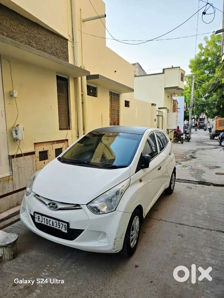 Hyundai Eon Petrol + Lpg  85,000 Km