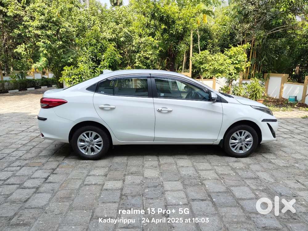 Toyota Yaris 2019v Automatic