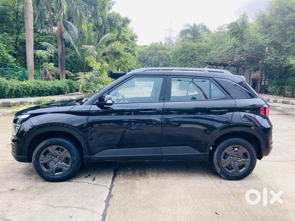 Hyundai Venue 1.2 S (o), 2025, Petrol