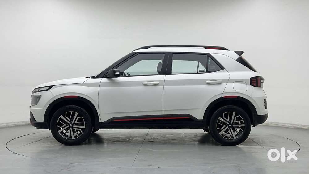 Hyundai Venue N Line N8 Dct, 2022, Petrol