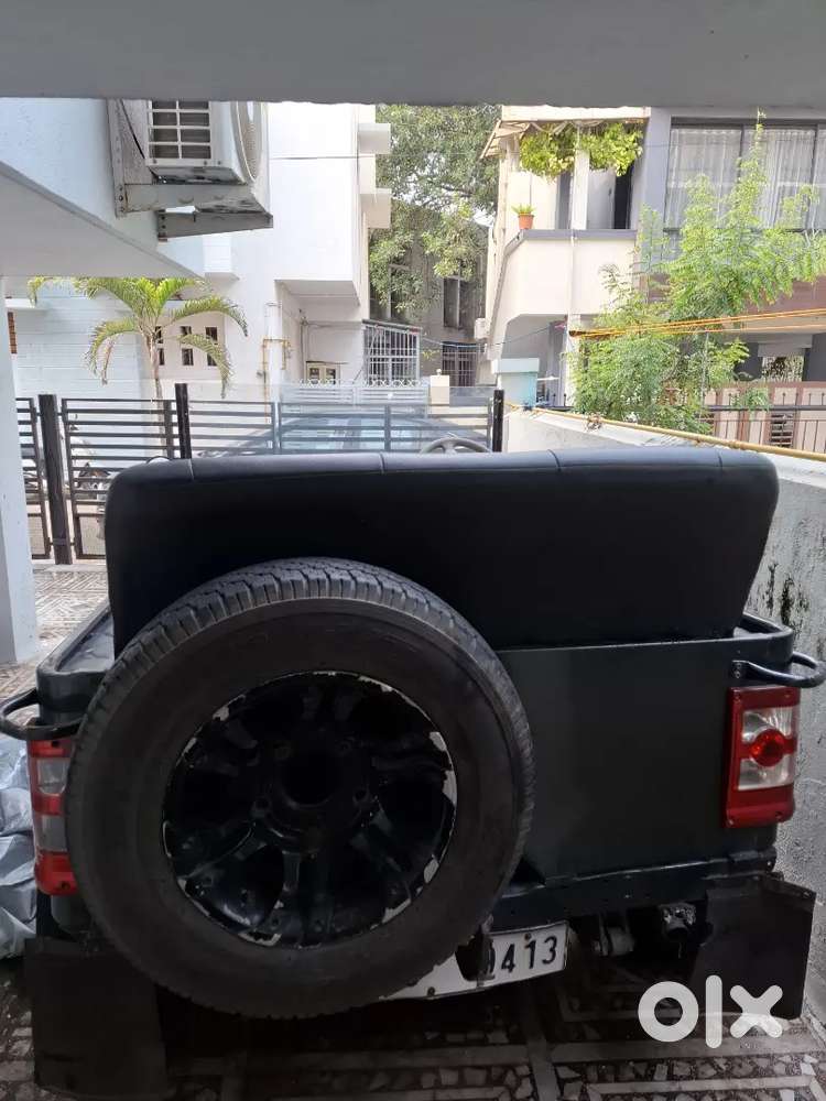 Mahindra Jeep Classic 1996