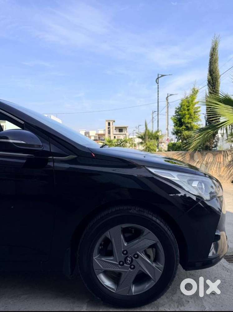 Hyundai Verna Crdi Vgt Sx 1.5, 2022, Diesel