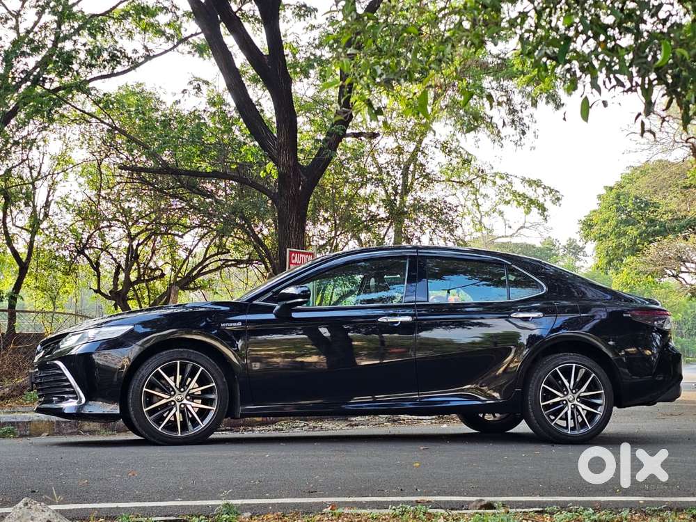 Toyota Camry Hybrid, 2023, Petrol