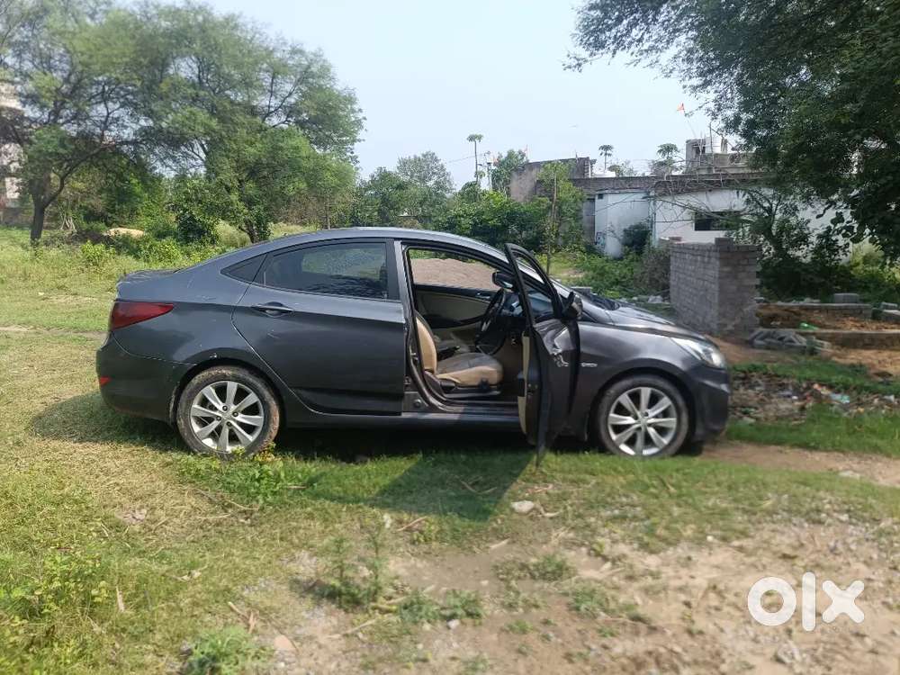 Hyundai Fluidic Verna 2012 Diesel 52000 Km Driven