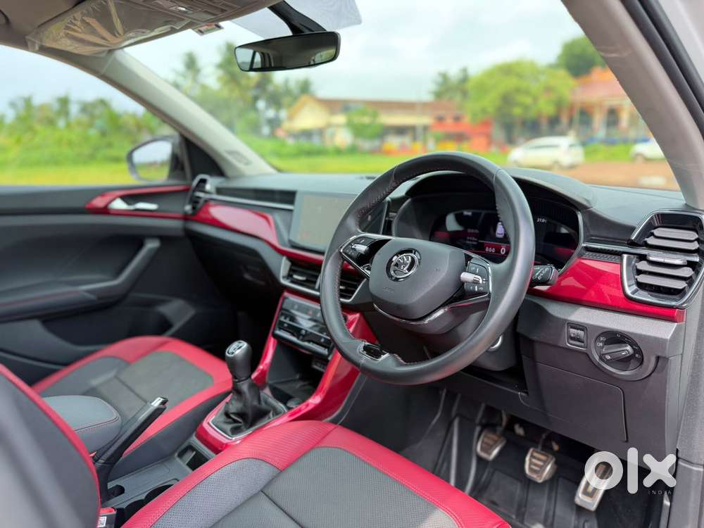 Skoda Kushaq Monte Carlo 1.0l Tsi Mt, 2023, Petrol