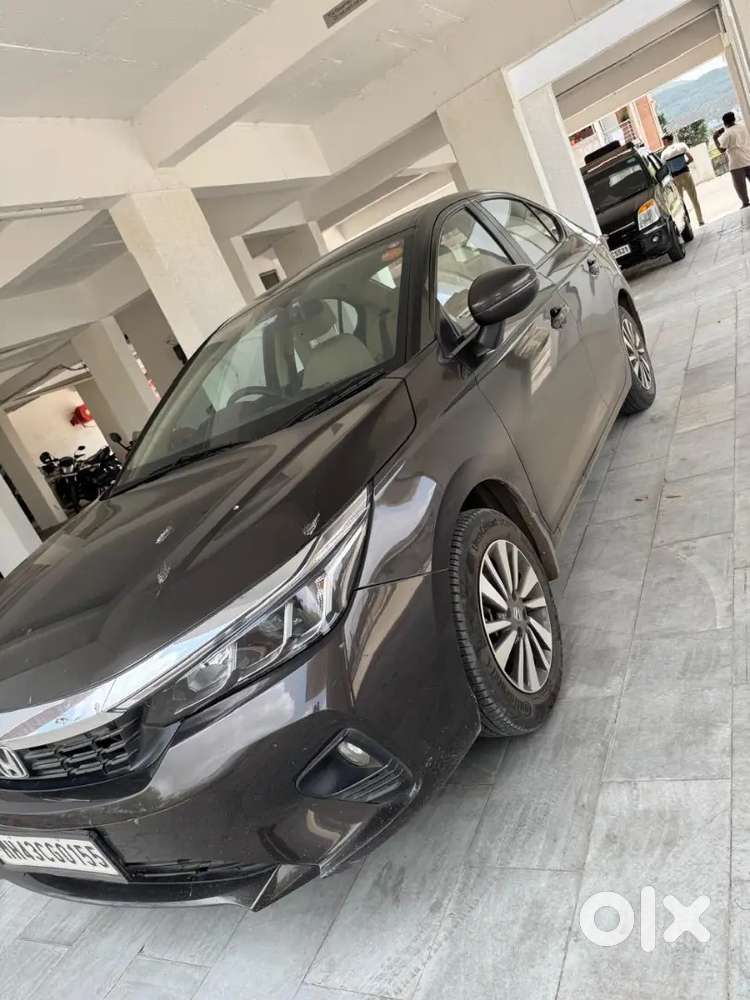 Honda City 2023 Brown Cvt Automatic Petrol New Tyres