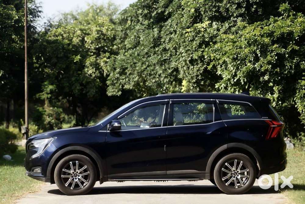 Mahindra Xuv700 2.2 Ax 7 Diesel At Str, 2023, Diesel