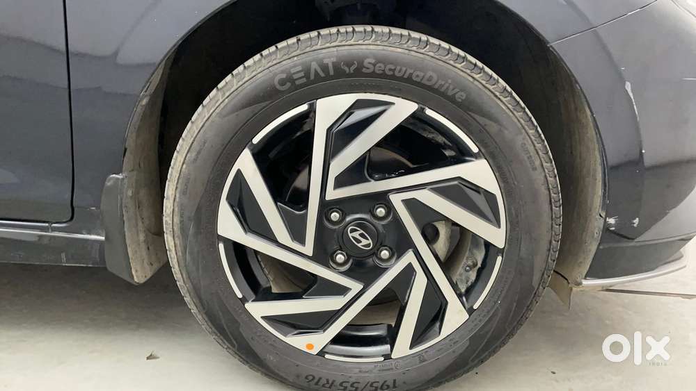 Hyundai New I20 1.2 Asta Mt, 2024, Petrol