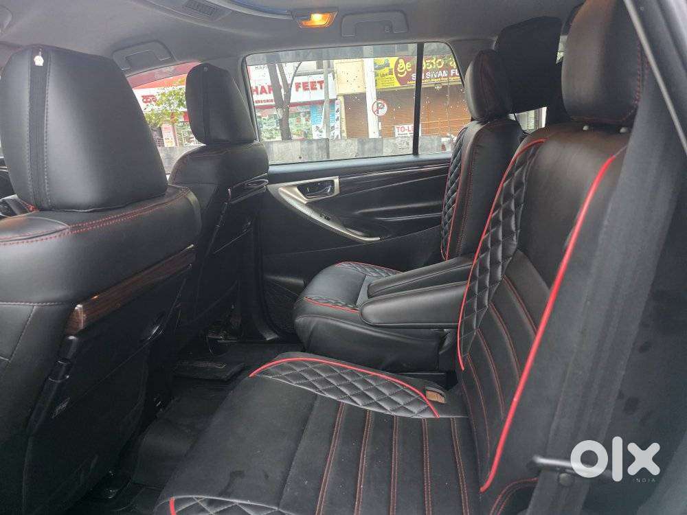 Toyota Innova Crysta 2.8z Automatic, 2017, Diesel
