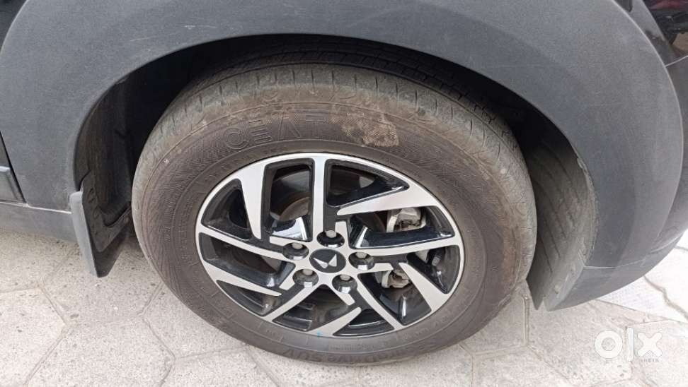 Mahindra Xuv 3xo Ax5 Ds Mt, 2025, Diesel