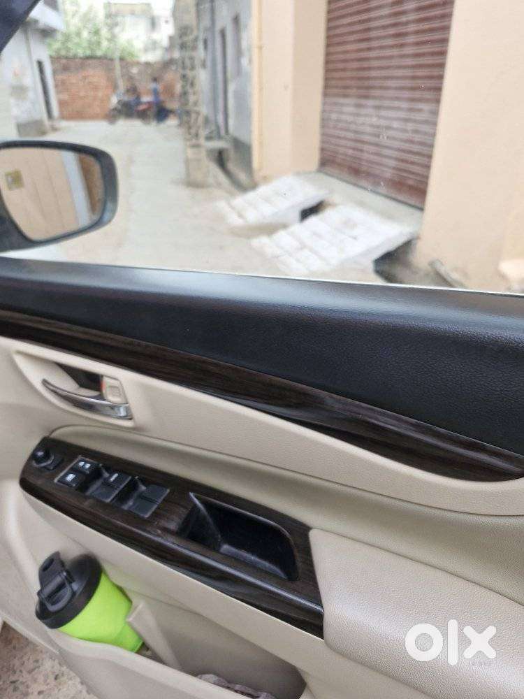 Maruti Suzuki Ciaz 1.5 Alpha Shvs Mt, 2018, Petrol