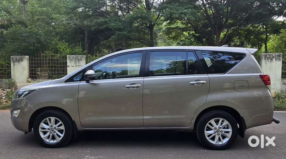 Toyota Innova Crysta 2.4 V 7 Str, 2018, Diesel