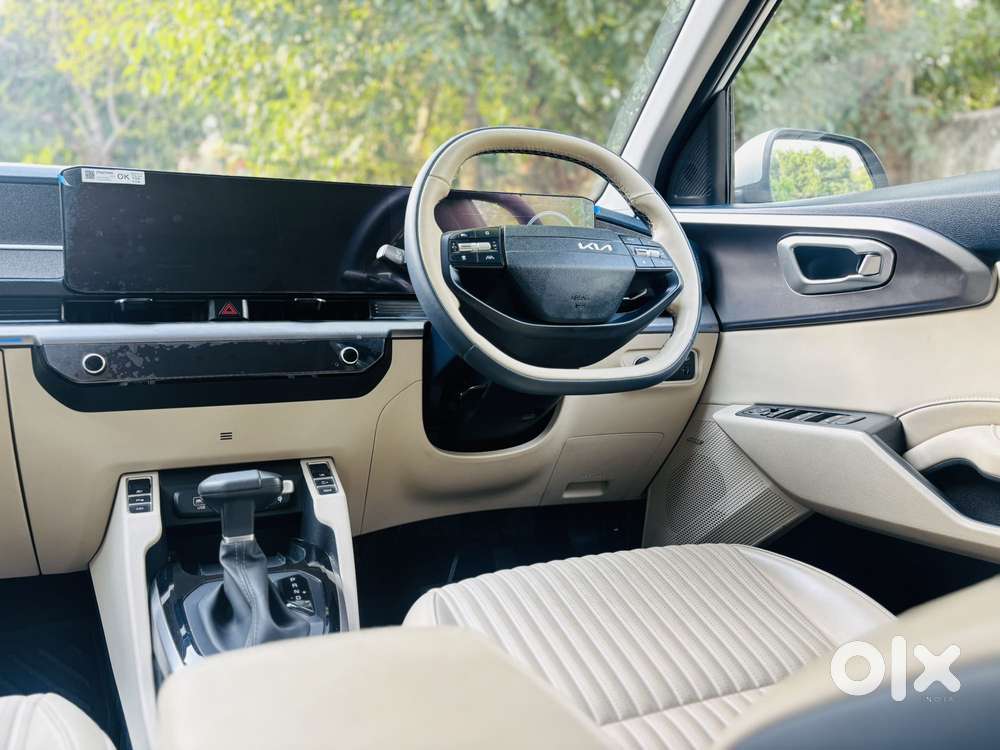 Kia Carens Clavis G1.5 Turbo Dct Htx Plus 7-seater, 2025, Petrol