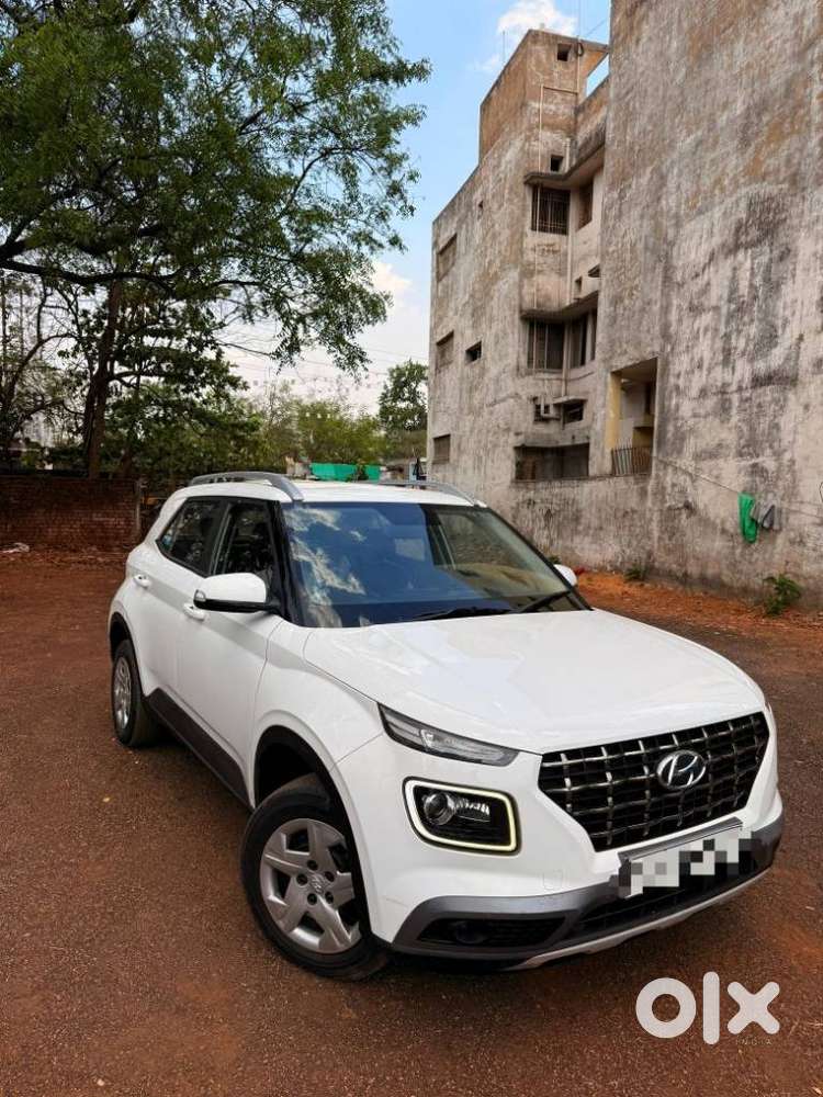 Hyundai Venue S Plus Mt 1.2 Kappa, 2022, Petrol