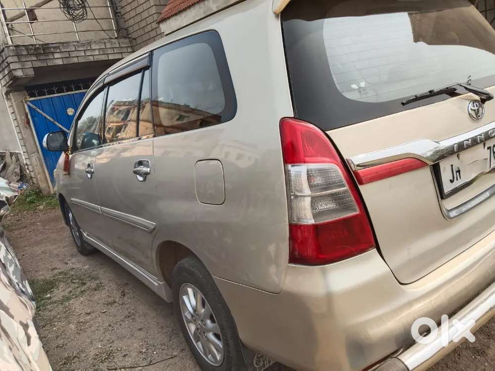 Toyota Innova 2013 Diesel Well Maintained