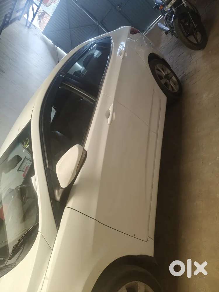 Hyundai Verna 2012 Diesel 115293 Km Driven And Good Condition