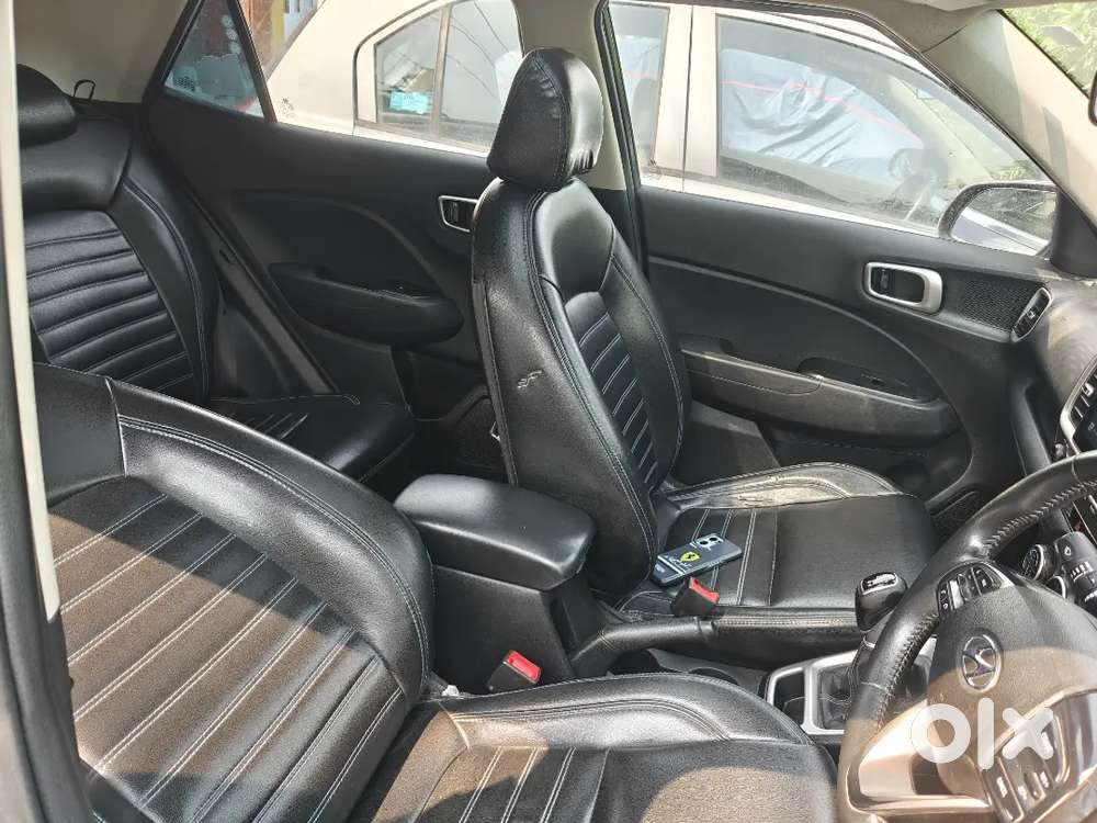 Venue Sx Turbo With Sunroof
