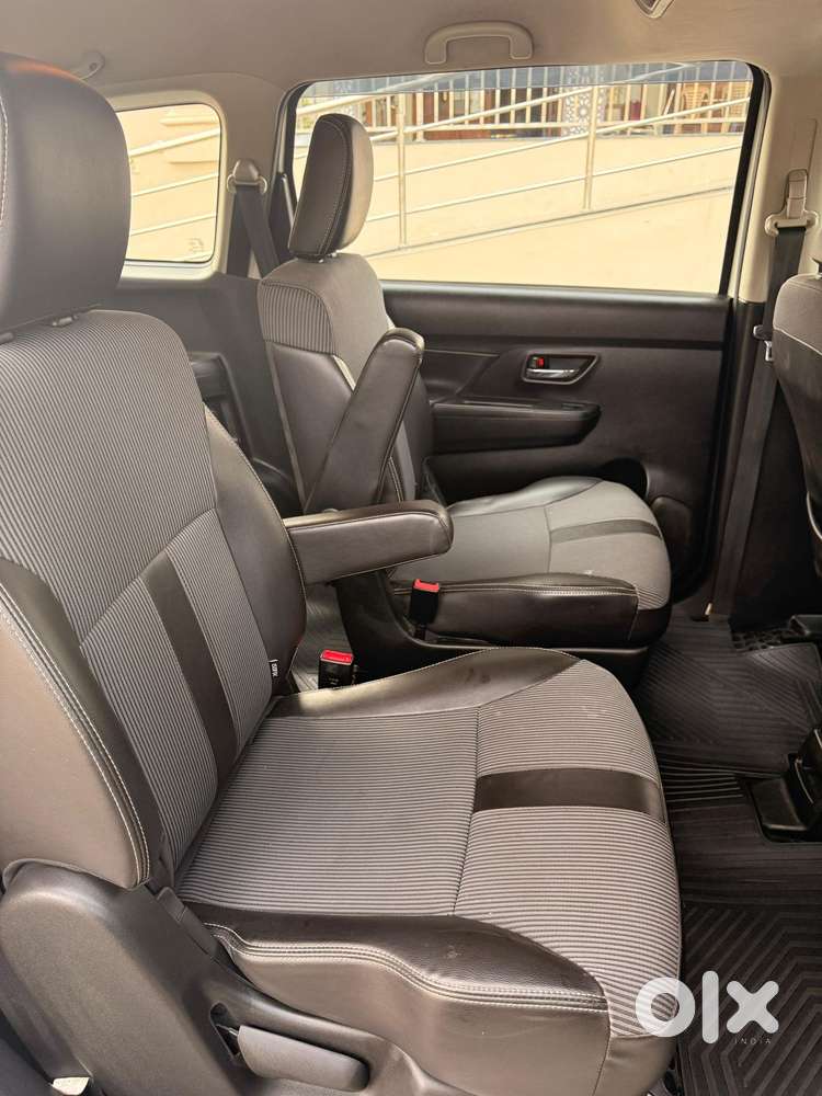 Maruti Suzuki Xl6 Zeta, 2022, Petrol