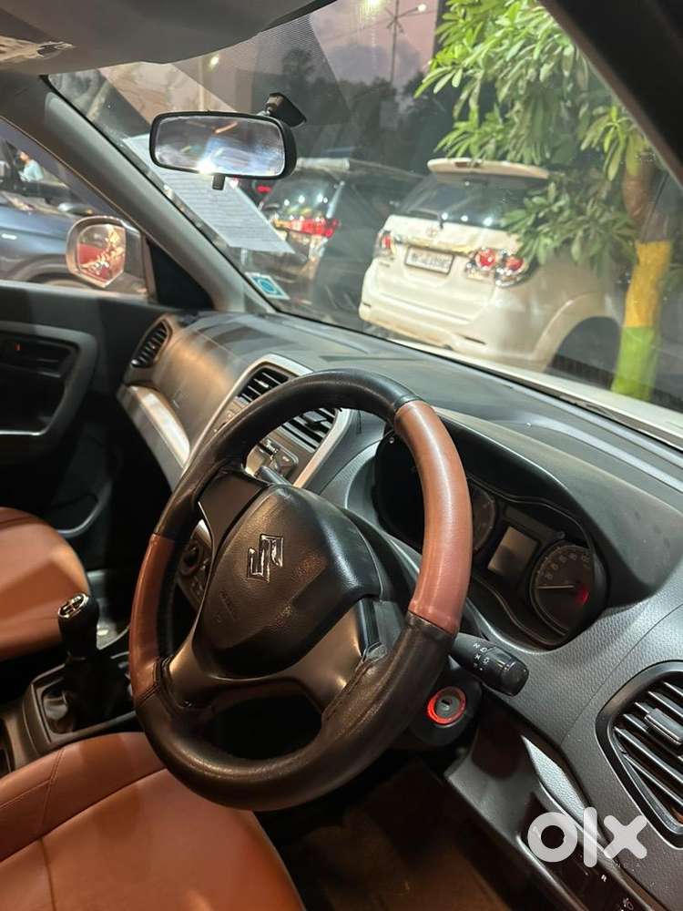 Maruti Suzuki Brezza 2018 Diesel 100000 Km Driven