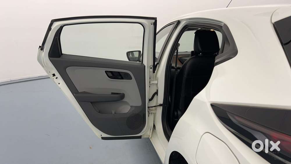 Tata Altroz 1.2 Xt, 2020, Petrol