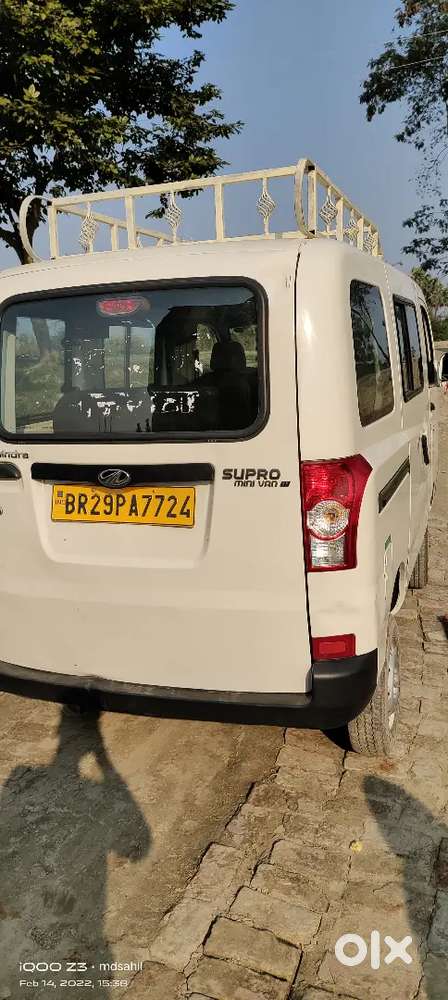 Mahindra Supro Van
