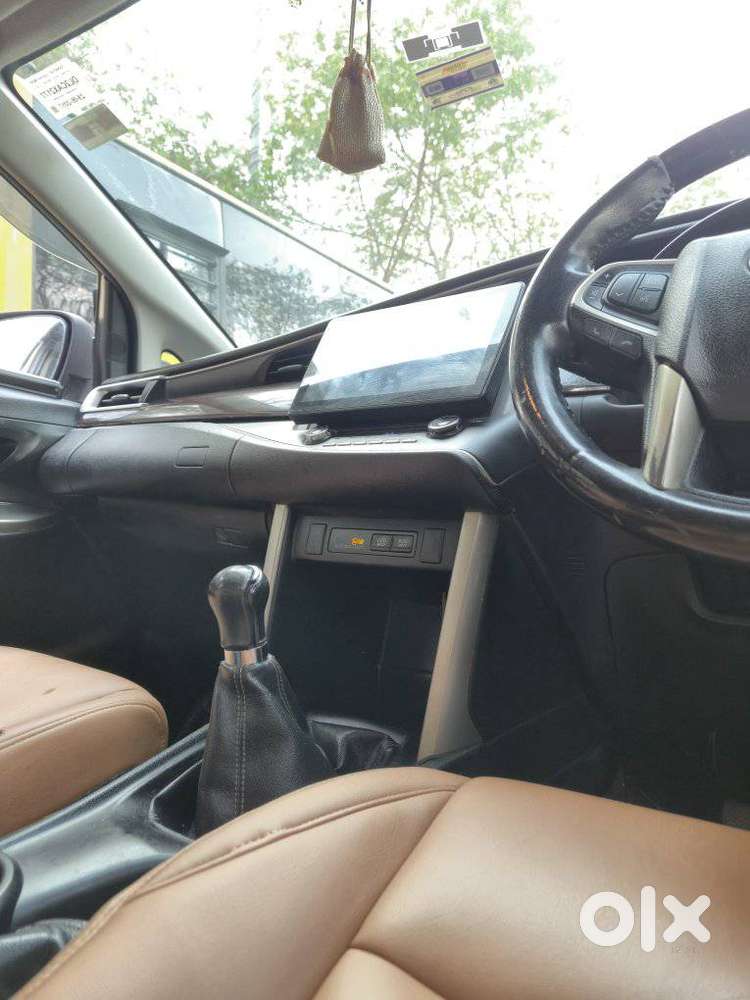 Toyota Innova Crysta 2.7 V, 2017, Diesel