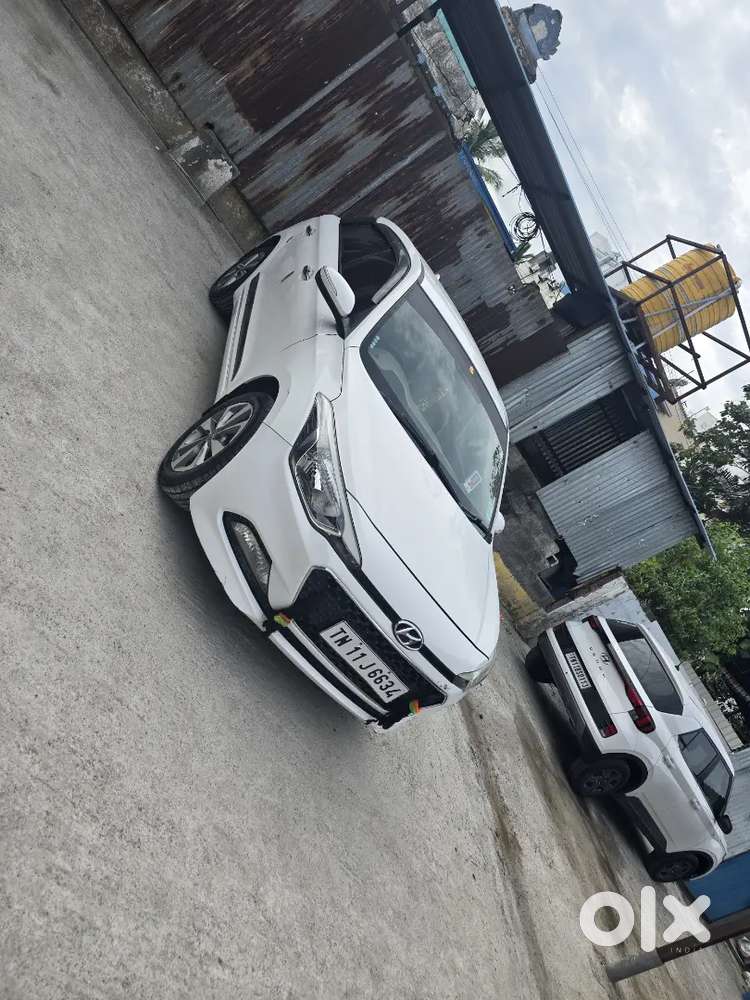 Hyundai Elite I20 2014 Petrol 120000 Km Driven