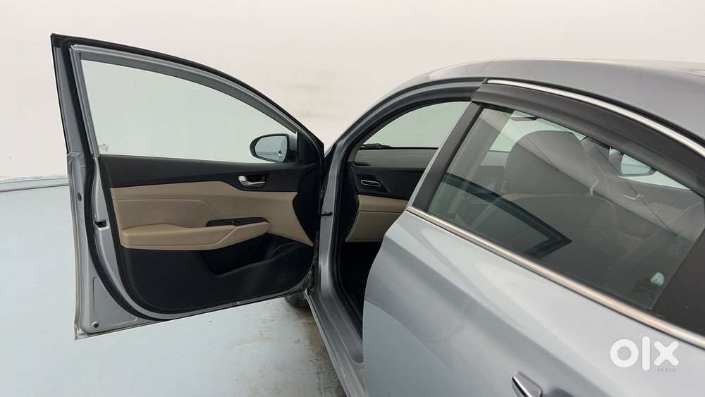 Hyundai Verna 1.5 Mpi Mt Sx (o), 2020, Cng & Hybrids