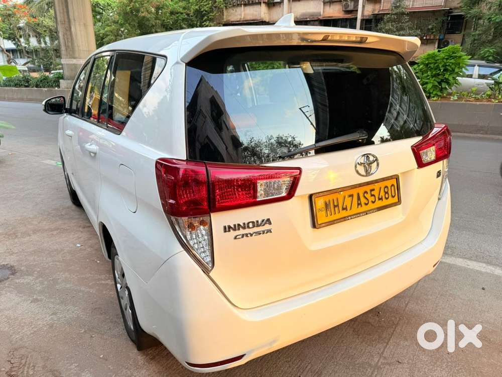 Toyota Innova Crysta [2020-ongoing] 2.7 Gx Mt 7 Str, 2022, Diesel