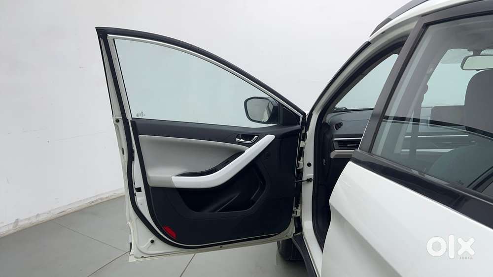 Tata Nexon Creative 1.2 Revotron Petrol 6 Mt, 2023, Petrol