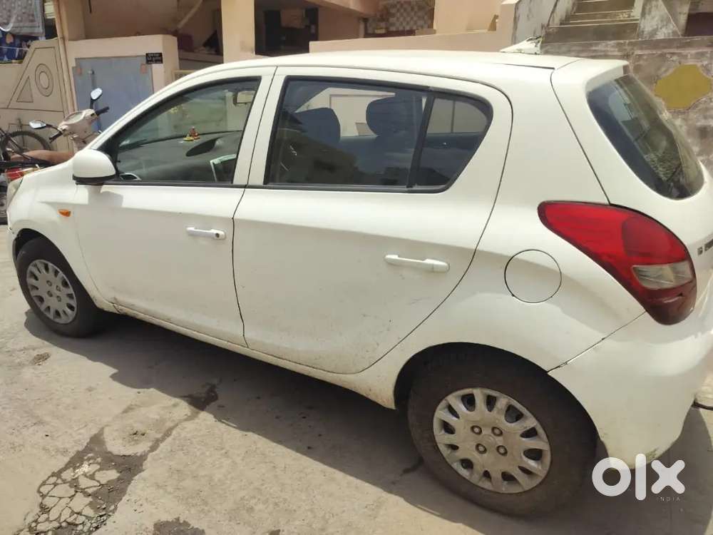 Hyundai I20 2011 Cng & Hybrids Good Condition